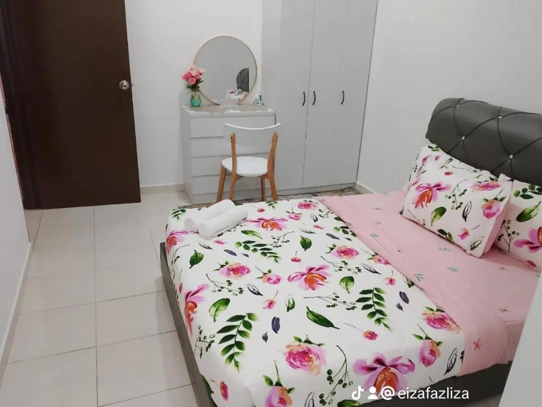 Fazlizasuite Homestay @ Teluk Kemang-Muslim Preferred Πορτ Ντίξον Εξωτερικό φωτογραφία