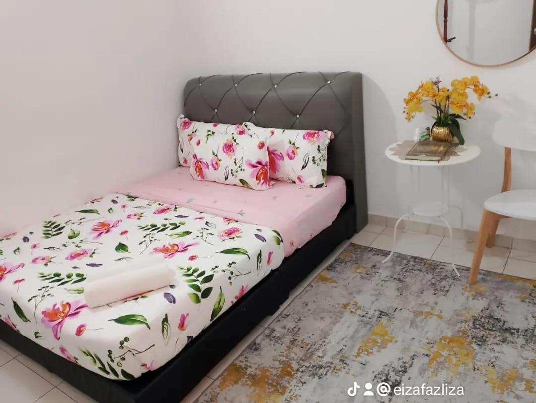 Fazlizasuite Homestay @ Teluk Kemang-Muslim Preferred Πορτ Ντίξον Εξωτερικό φωτογραφία