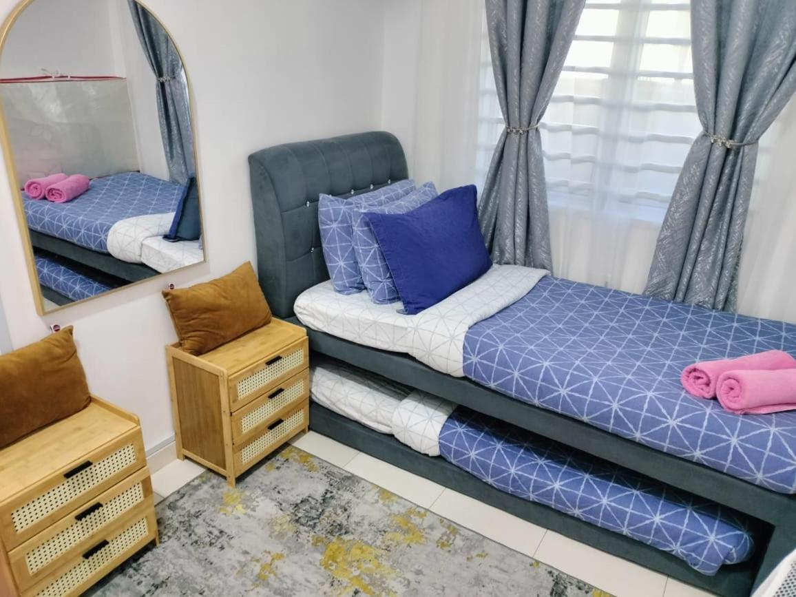 Fazlizasuite Homestay @ Teluk Kemang-Muslim Preferred Πορτ Ντίξον Εξωτερικό φωτογραφία